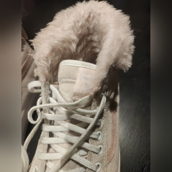 Vans Sneakers High Top With Fur - Picture 2 of 11